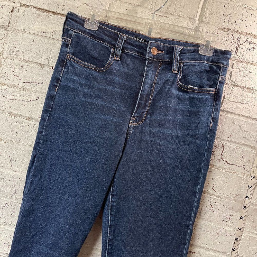 American Eagle Dark Wash Ankle Mid Rise Next Level Stretch Size 8 Regular